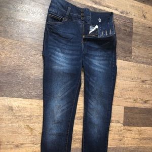 High rise push up Jean (Refuge Ibiza) size 3